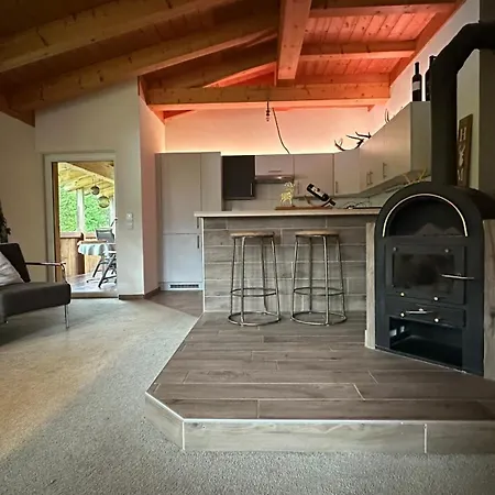/ Haus Wiesengrund Апарт-отель Берванг
