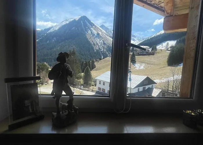 Hotel apartamentowy / Haus Wiesengrund Berwang