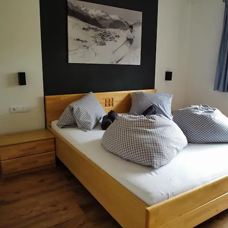 Hotel apartamentowy / Haus Wiesengrund 3*